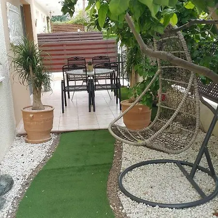 Ivoton Home Paphos Exterior photo