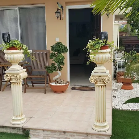 Ivoton Home Paphos Exterior photo
