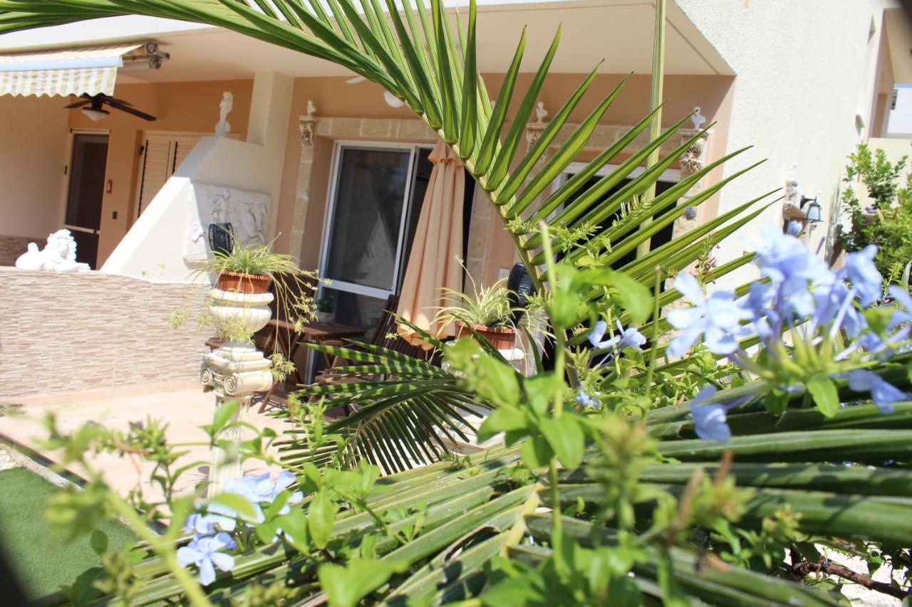Ivoton Holiday home *